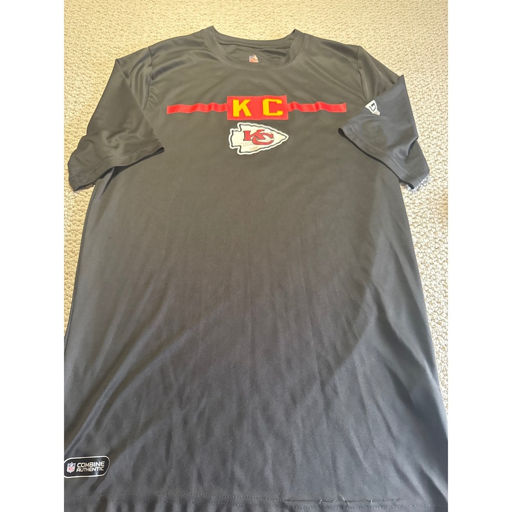 New Era NFL Combine Authentic Kansas City Chiefs Shirt Gray Red Yellow Men Med